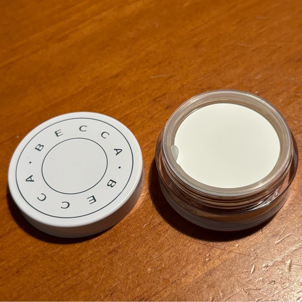 BECCA Hydra-Mist Set & Refresh Powder - Picture 5 of 12